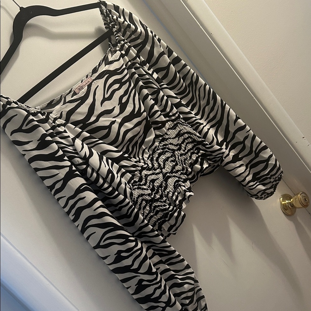 BCBG Zebra Print Women's Off Shoulder Crop Top